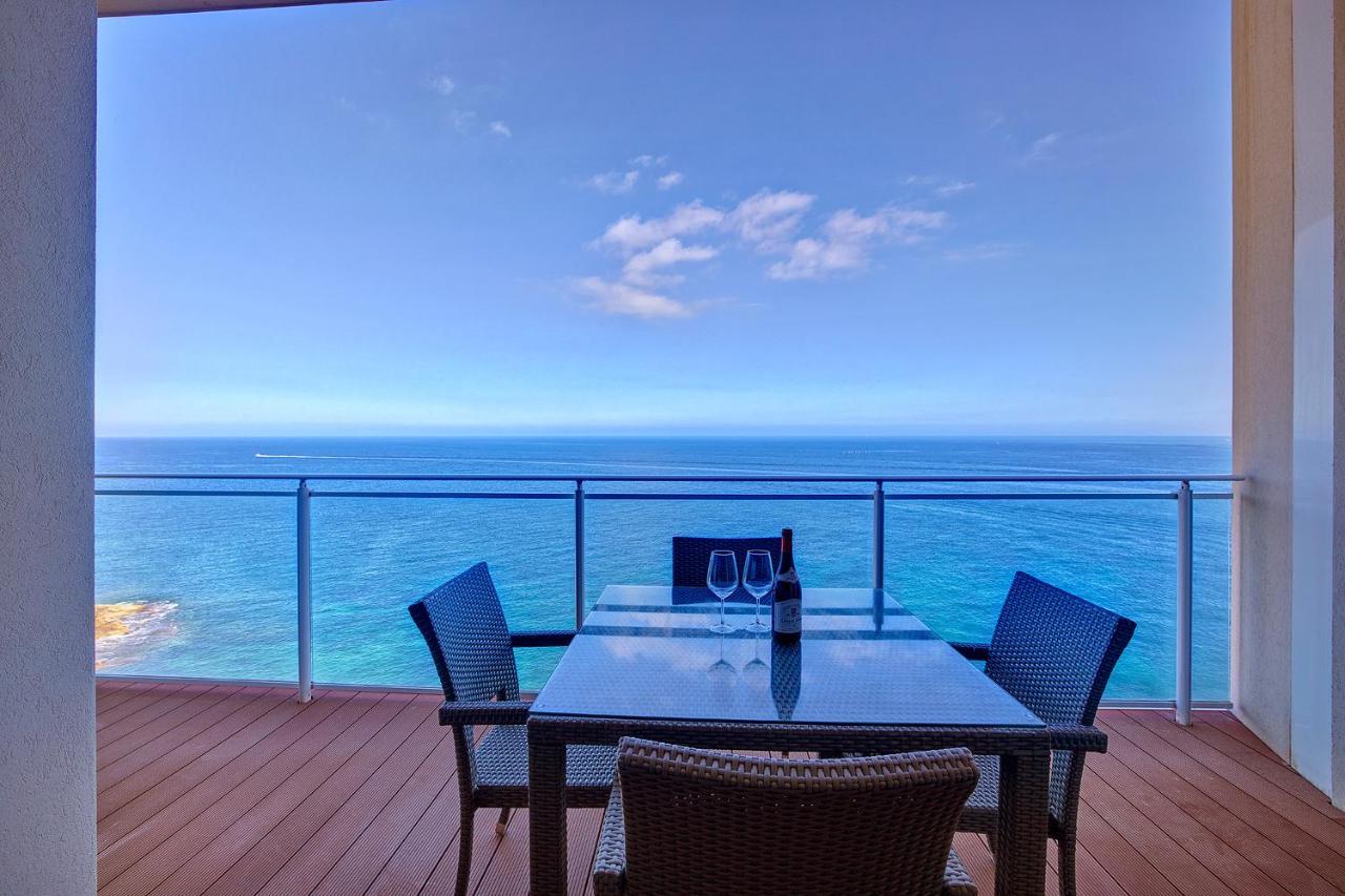 Luxurious Apt With Ocean Views And Pool In Tigne Point Слима Экстерьер фото