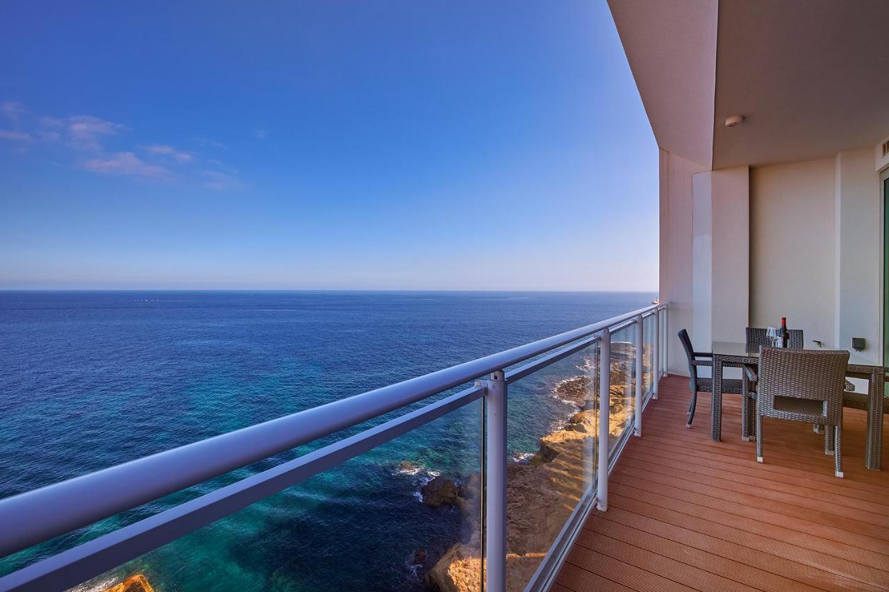 Luxurious Apt With Ocean Views And Pool In Tigne Point Слима Экстерьер фото